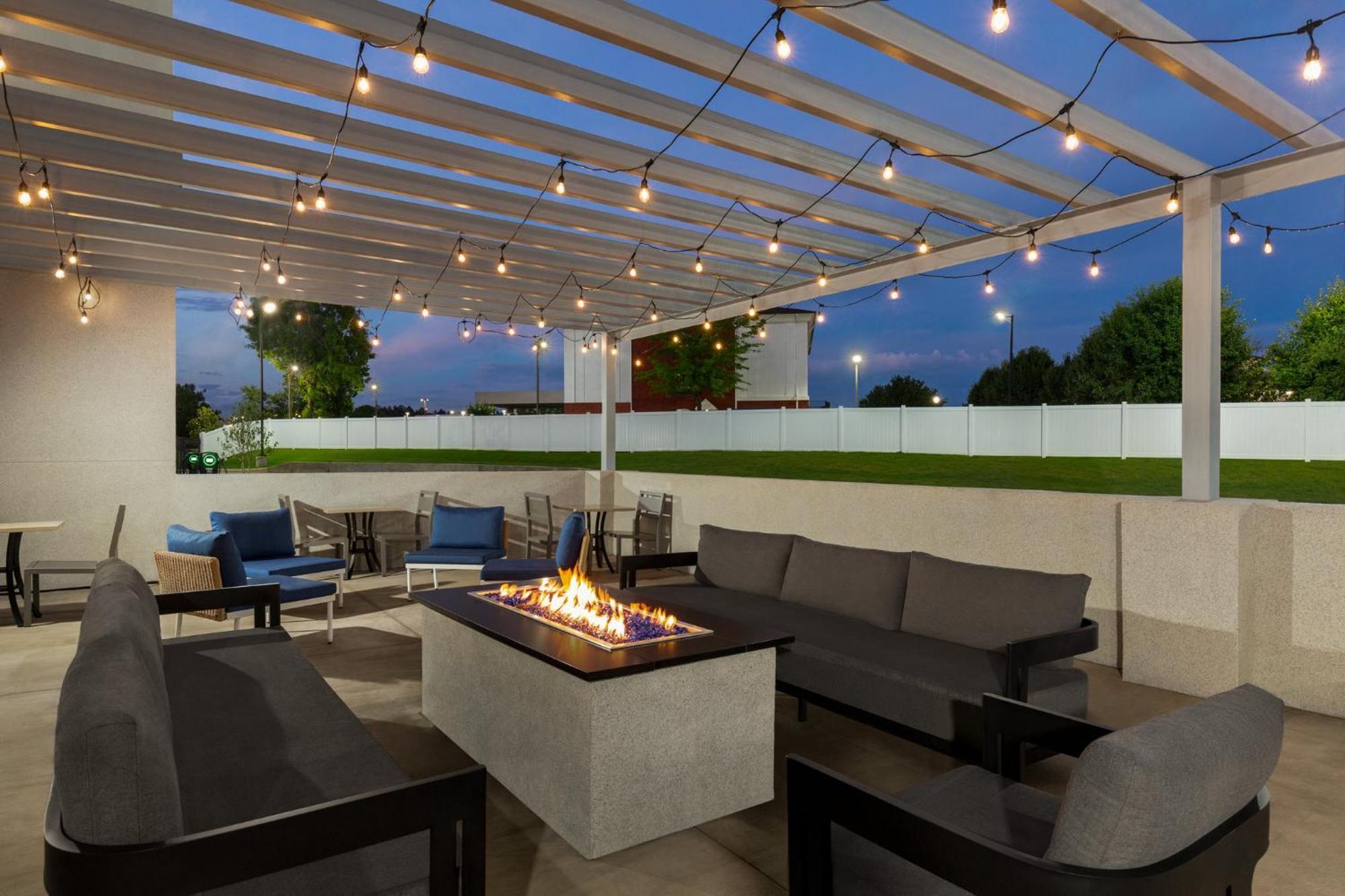 Candlewood Suites Bessemer - Birmingham Sw By Ihg Dış mekan fotoğraf