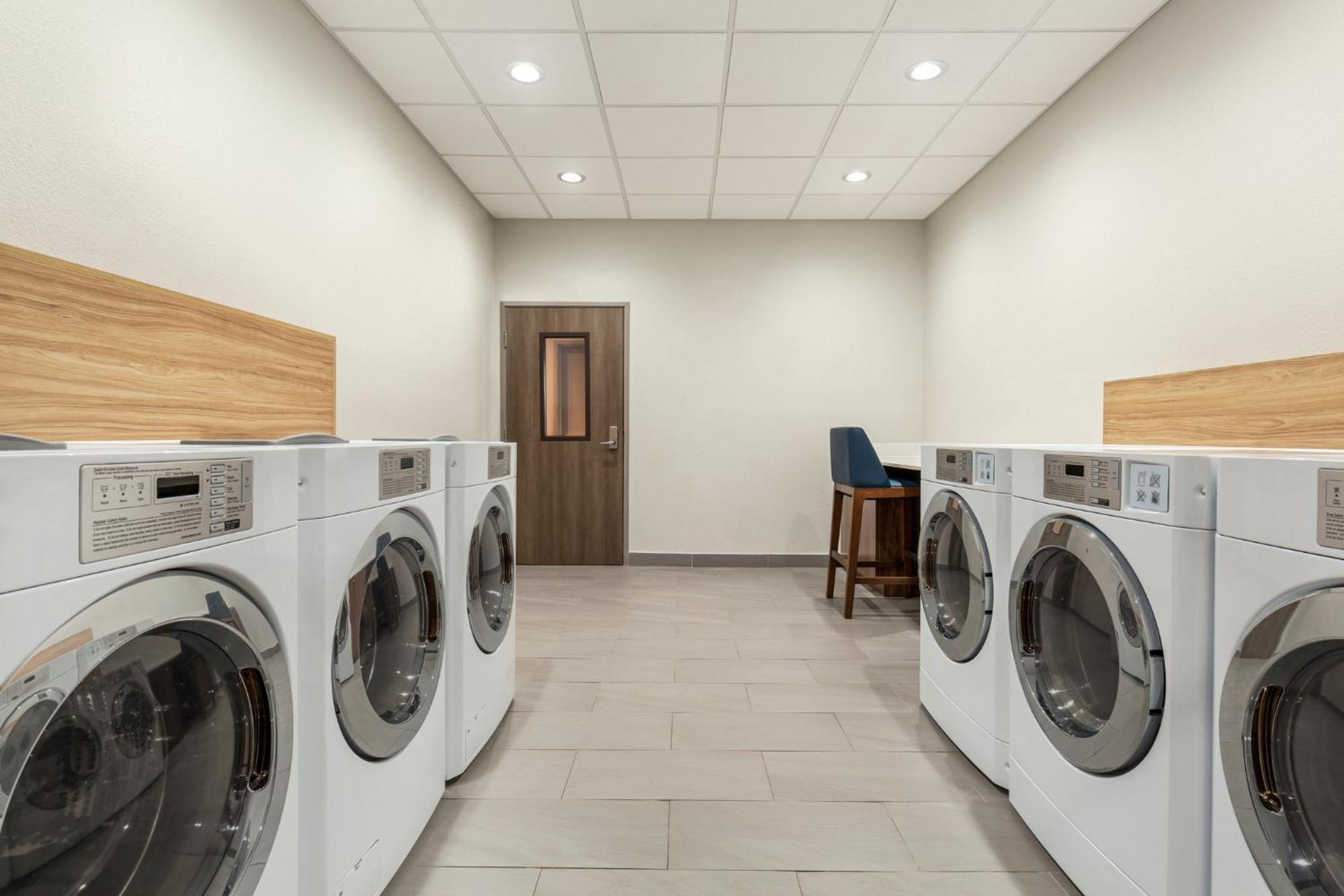 Candlewood Suites Bessemer - Birmingham Sw By Ihg Dış mekan fotoğraf